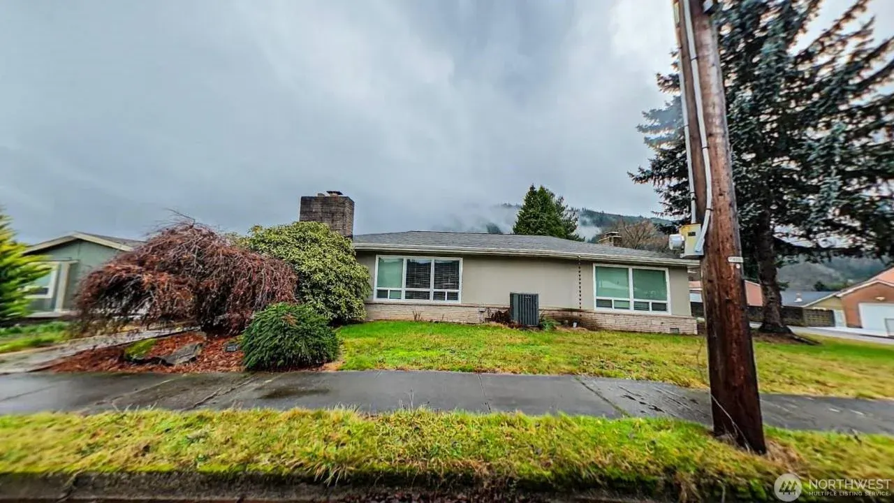 283 Division Avenue, Morton, WA